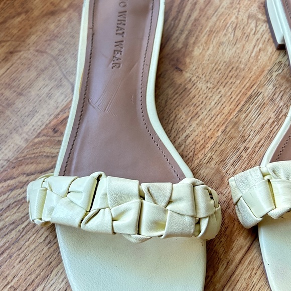 who what wear Women’s Slip On Sandals Light Yellow  Woven Strap Design Size 7.5 - Picture 7 of 11